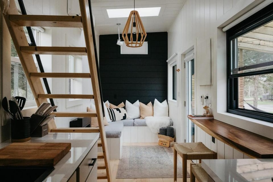 The Loft - Stargazing Tiny Home with Firepit, Wood Fired Pizza Oven & Movie Projector Campground/ 
RV Resort in Greater Napanee