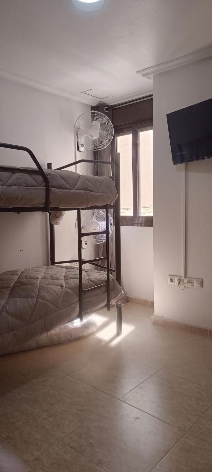 Bed, TV and multimedia, Photo of the whole room, Bedroom, bunk bed