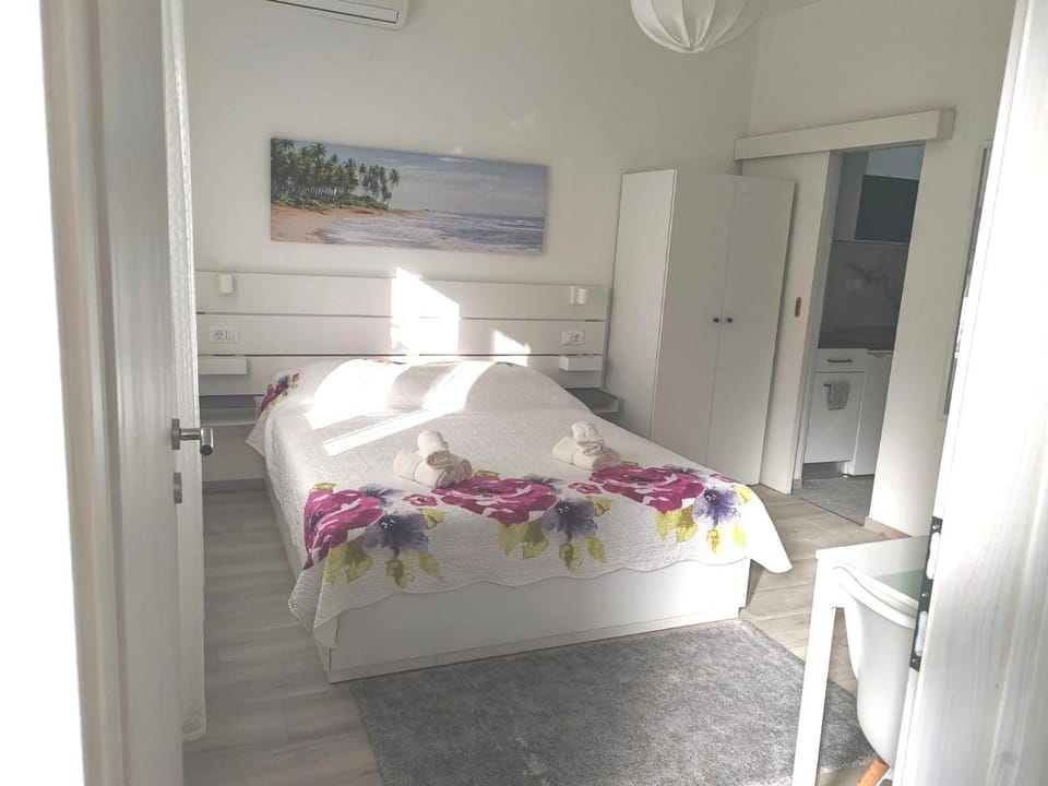 Studio Dominik Apartment in Makarska