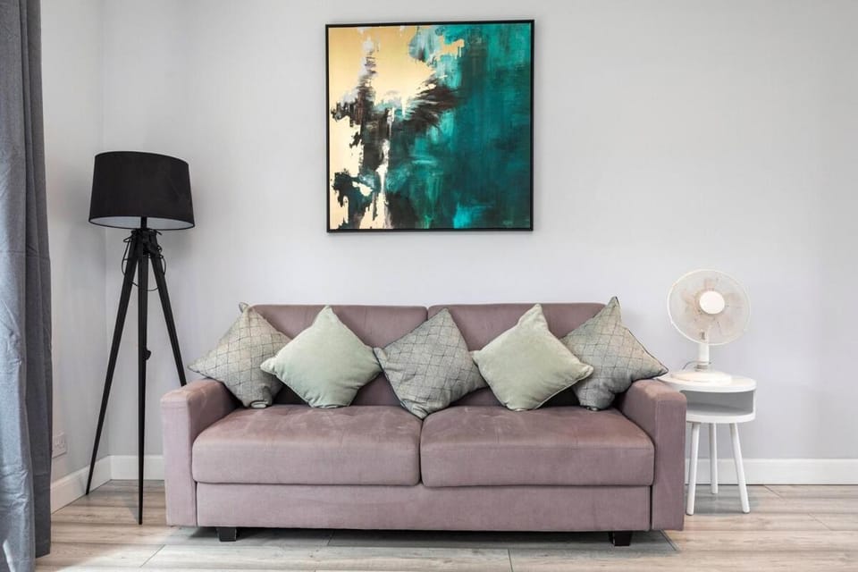 Living room, Decorative detail, Seating area