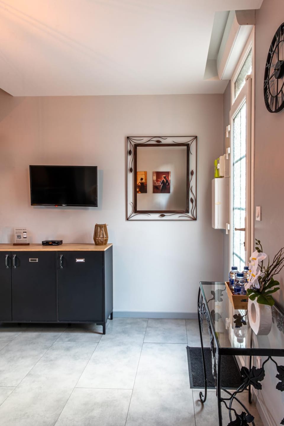 TV and multimedia, Living room, Seating area