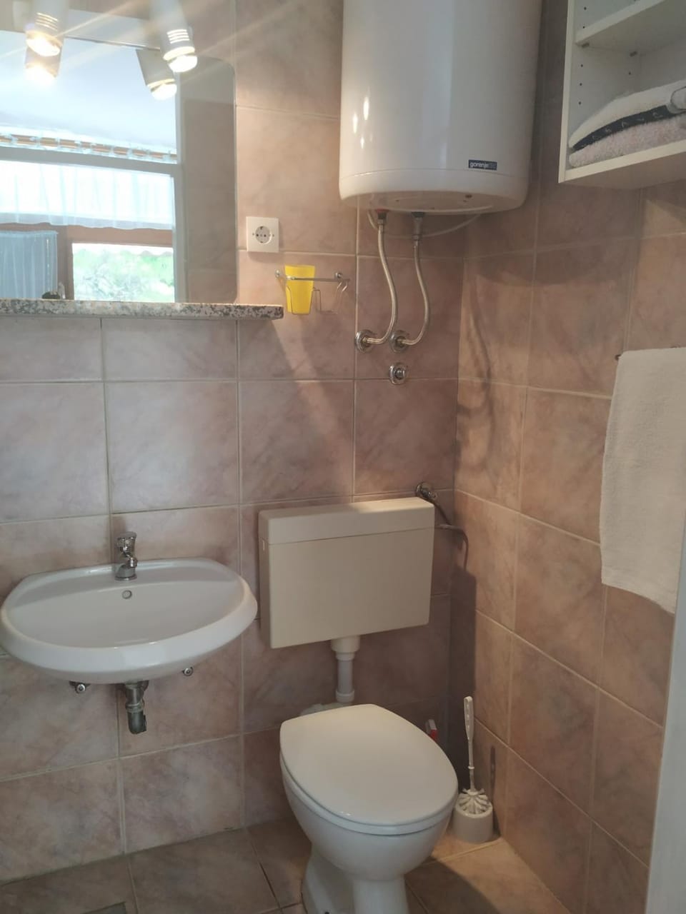 Photo of the whole room