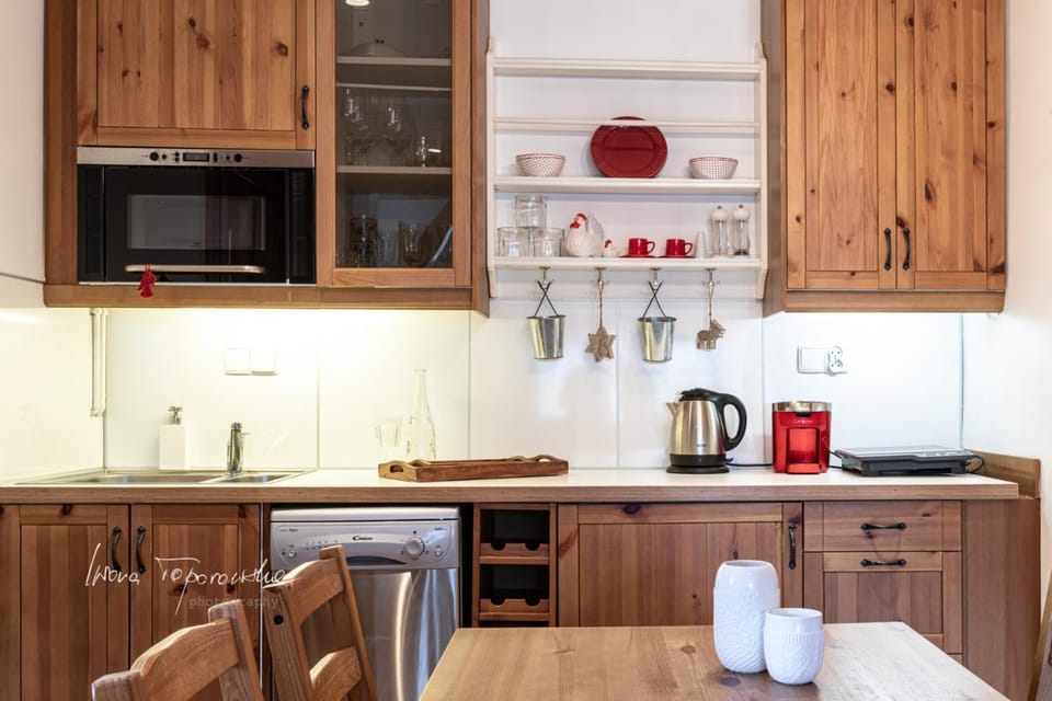 Coffee/tea facilities, Kitchen or kitchenette, Dining area, dishwasher, minibar, pet friendly, stove, toaster