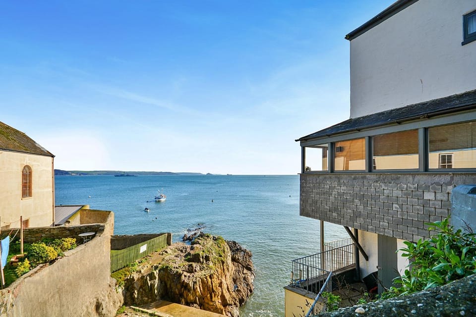 Property building, Off site, Natural landscape, Sea view