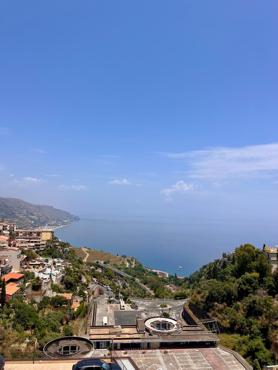 Neighbourhood, Natural landscape, City view, Mountain view, Sea view