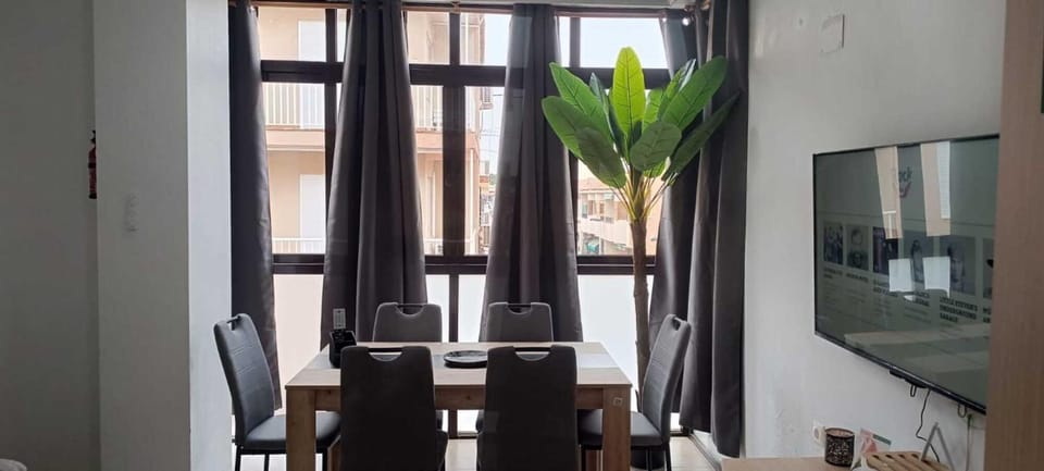 TV and multimedia, Dining area