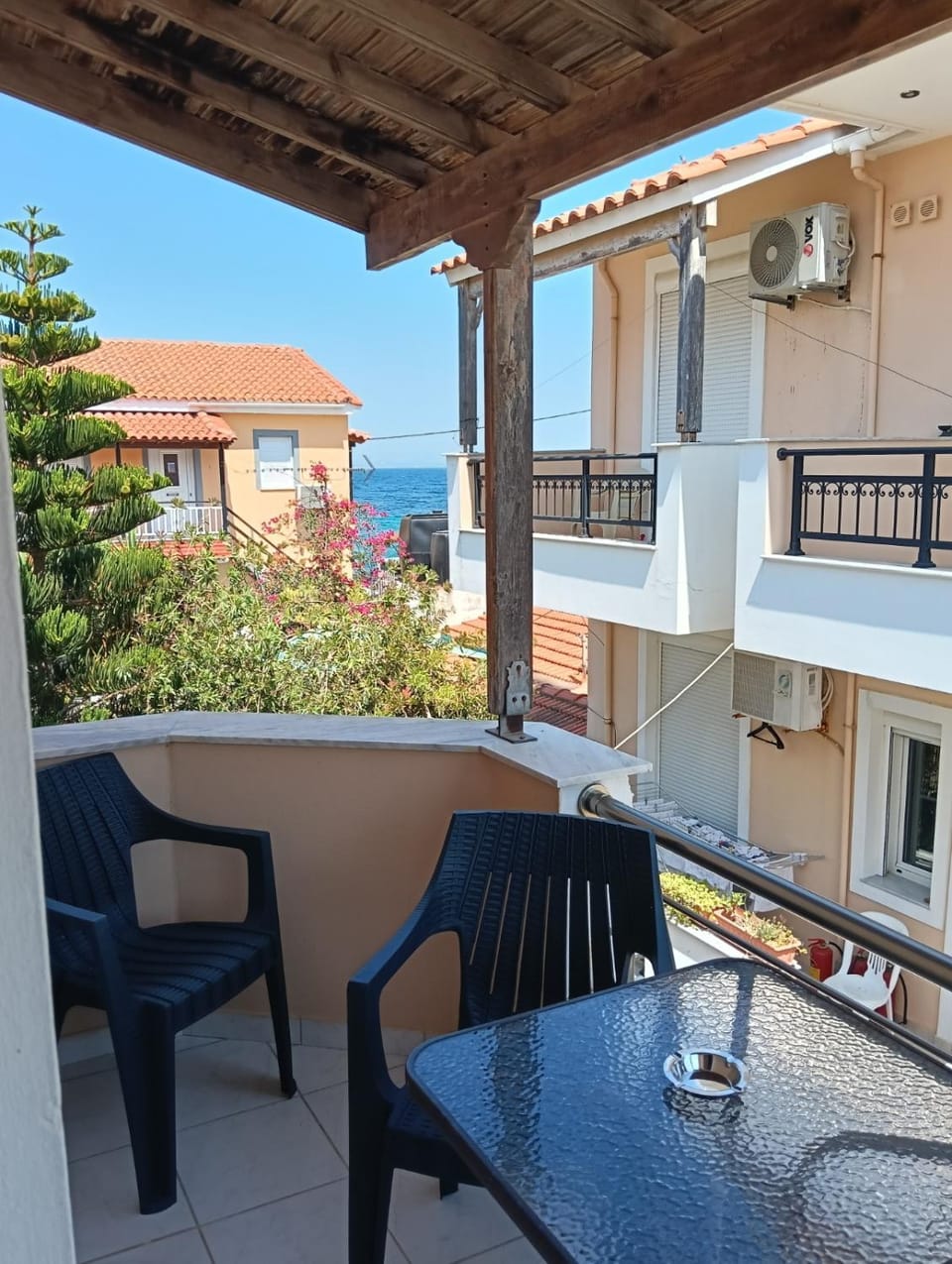 ΤΑ ΩΡΑΙΑ ΤΗΣ ΑΘΗΝΑς Apartment hotel in İzmir Province