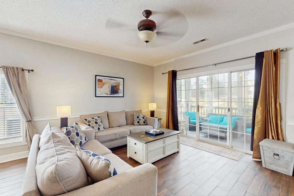 Wild Iris 101 Apartment in Carolina Forest