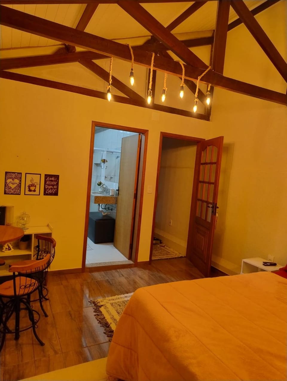 Living room, Photo of the whole room, Dining area, Bedroom