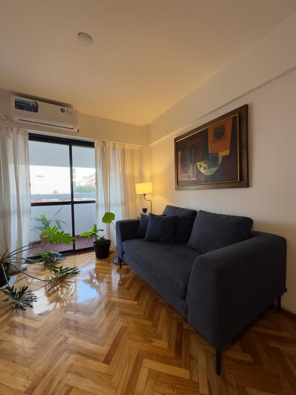 Apartment with art in Rosario river area Apartment in Rosario