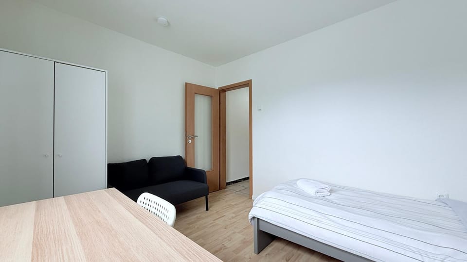 Bed, Photo of the whole room, Bedroom, wardrobe