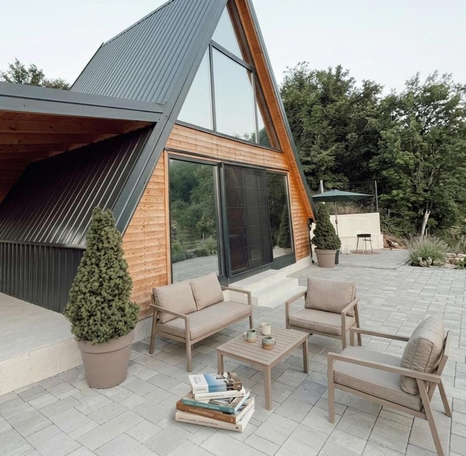 Panorama Pool Hills Villa in Novi Sad