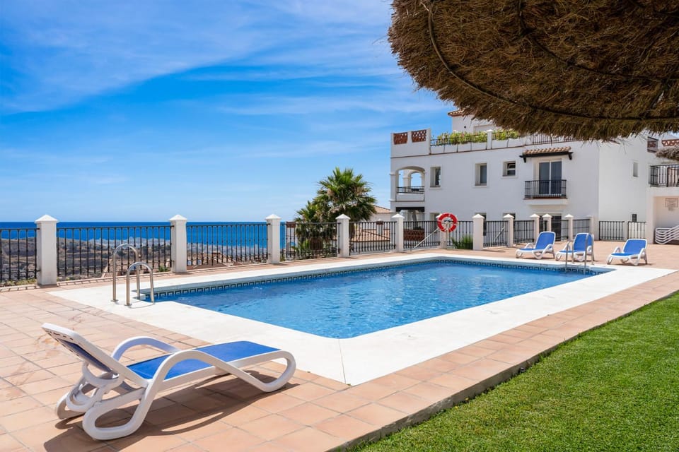 Day, Sea view, Swimming pool, sunbed