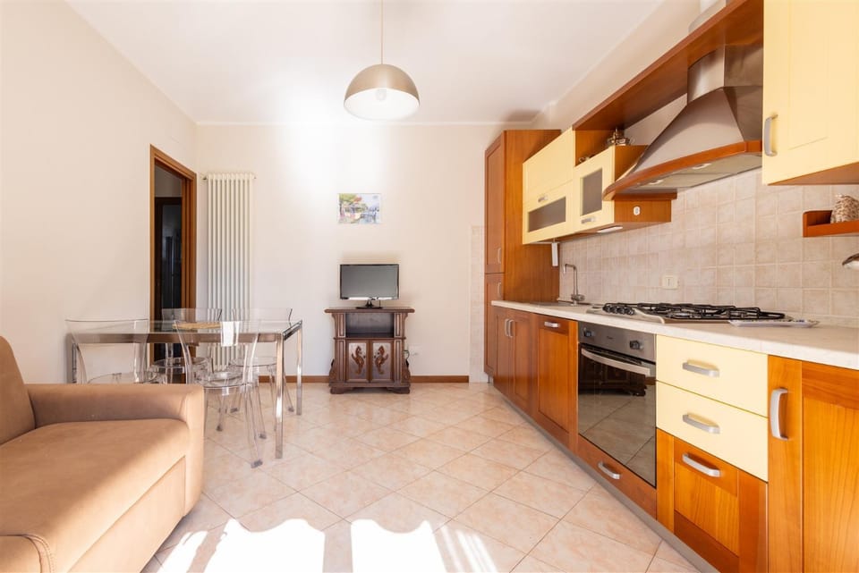 Kitchen or kitchenette, Living room, Dining area, stove