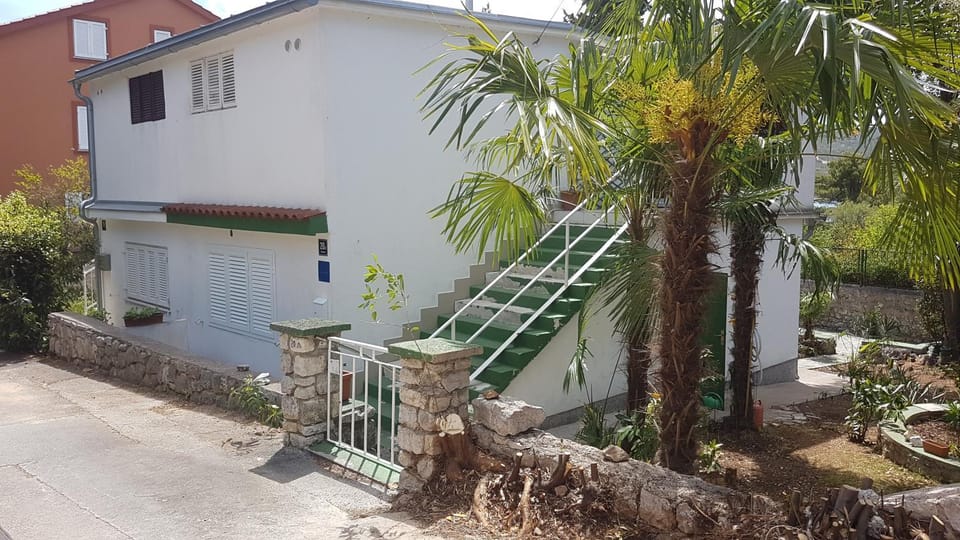 Property building, Facade/entrance, View (from property/room)