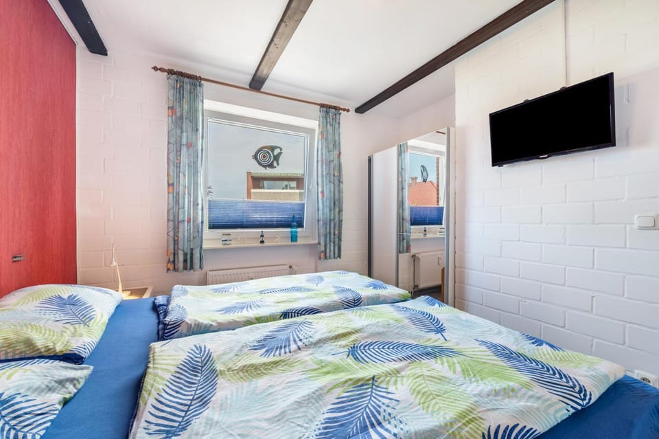 Property building, Living room, Bedroom