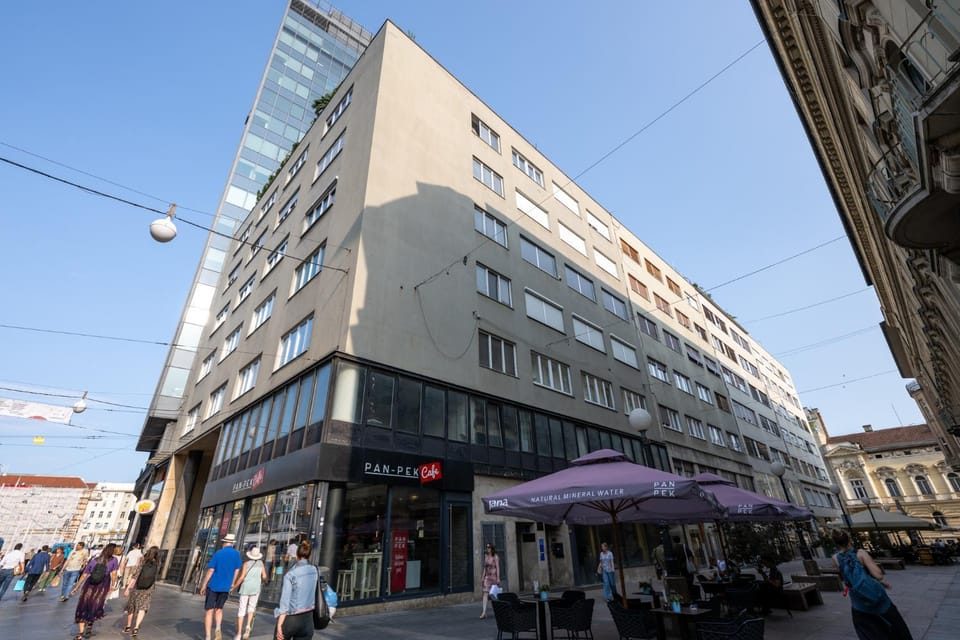 Property building, Neighbourhood, Street view