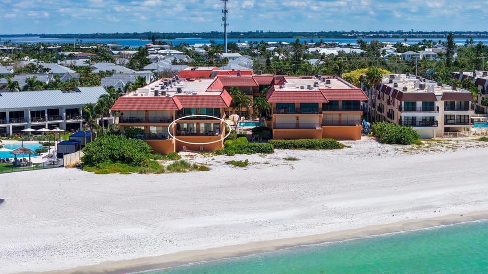 Enchanted Beach House in Holmes Beach