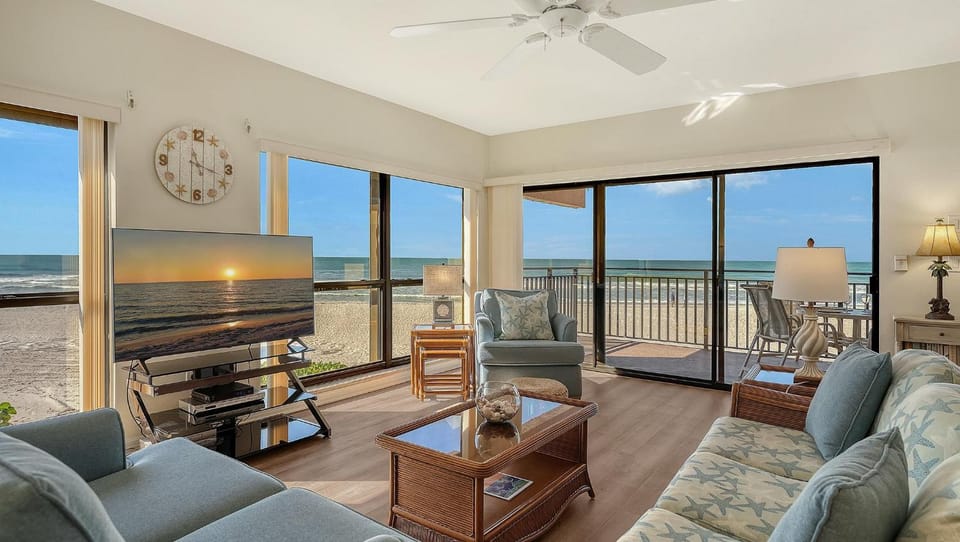 Enchanted Beach House in Holmes Beach