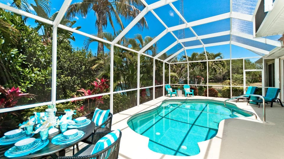 Sea La Vie House in Cortez
