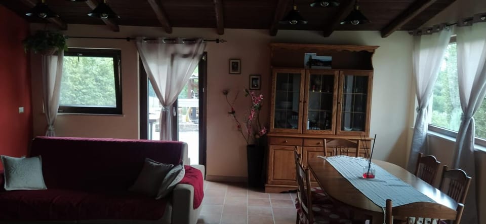 Cascinetto House in Molise, Italy