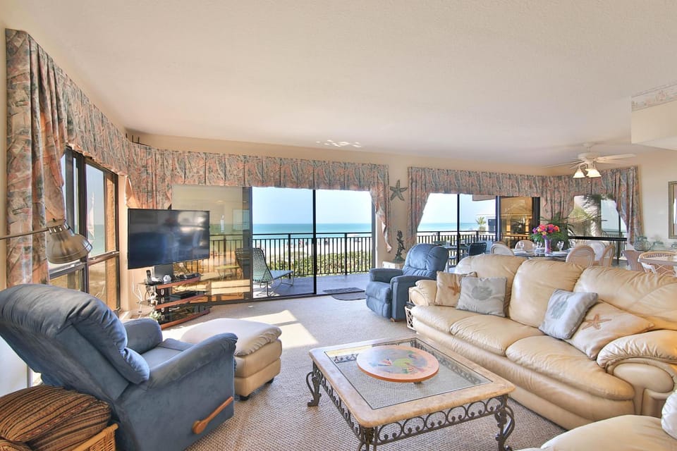 Beach Oasis House in Holmes Beach