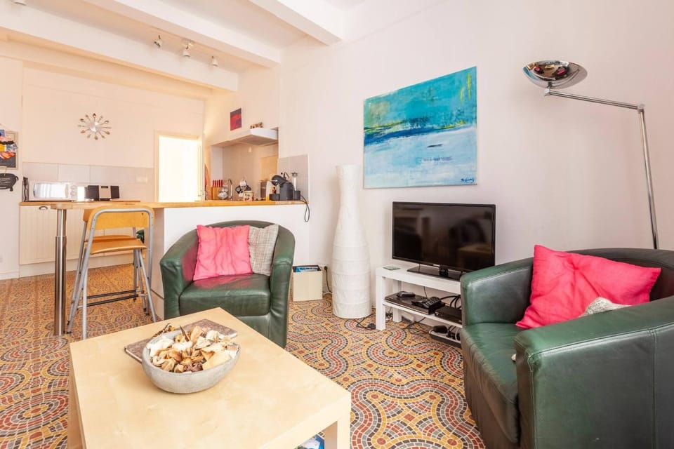 Living room, Decorative detail