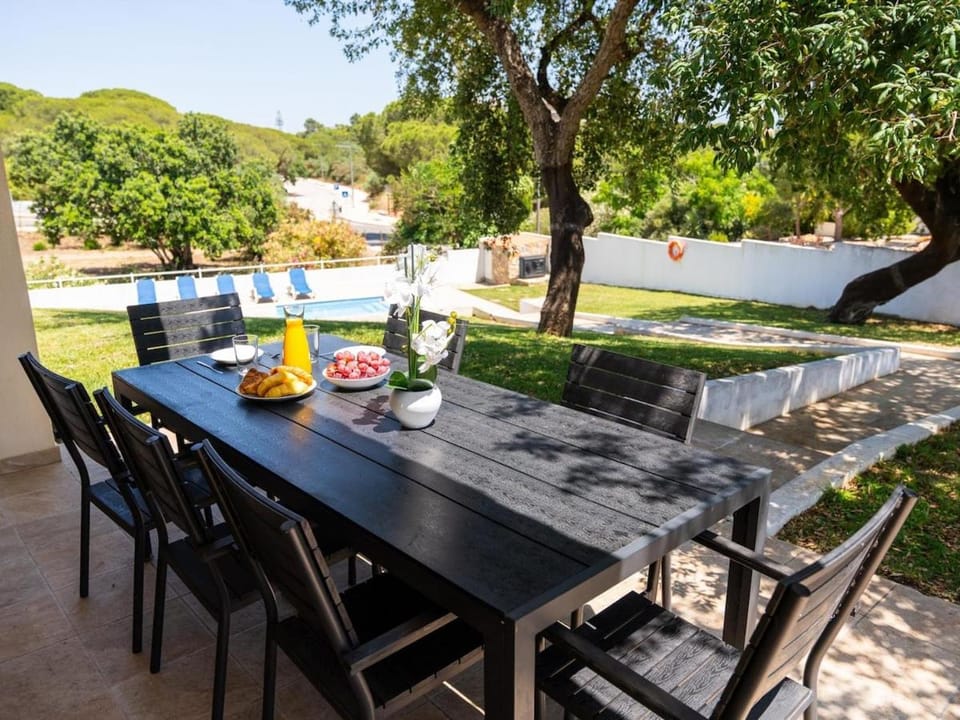 Vila Paço no Vale by Stay ici Villa in Olhos de Água