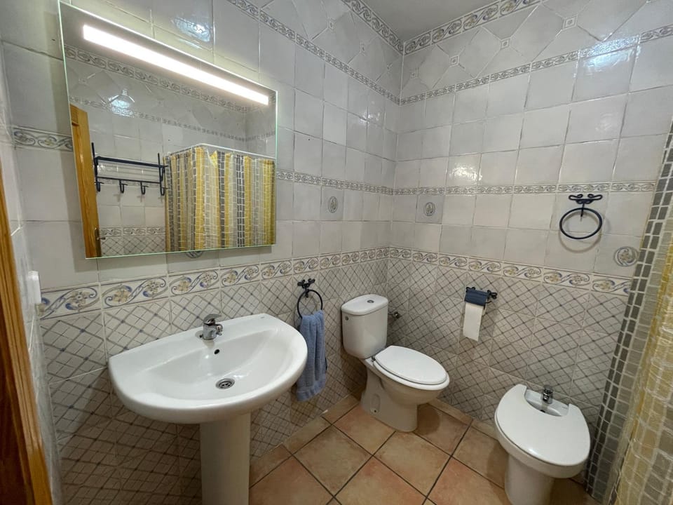 Shower, Bathroom, bidet