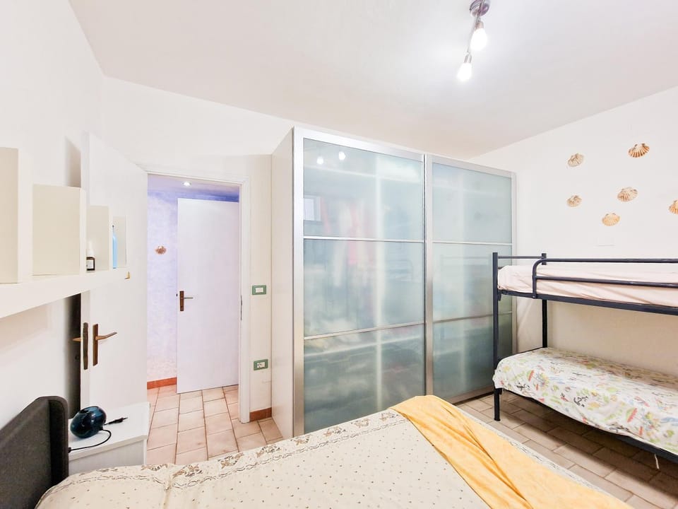 Property building, Living room, Bedroom