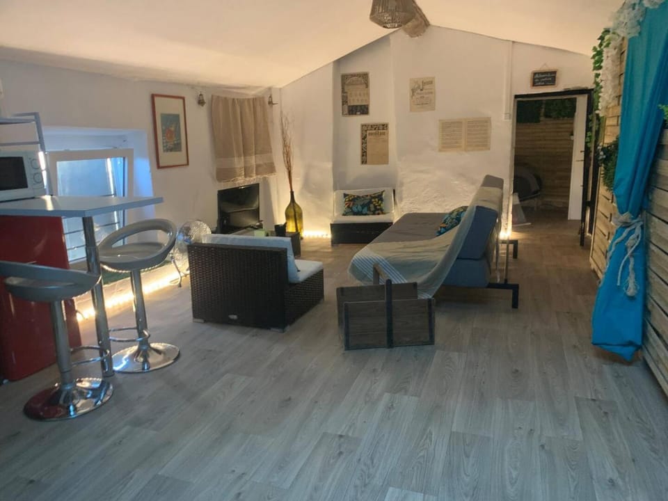 Les Secrets de Madeleine Apartment in Occitanie