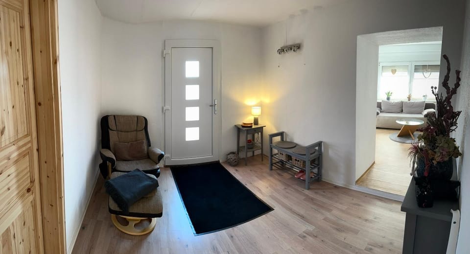 Facade/entrance, Internal: Not applicable to any particular room