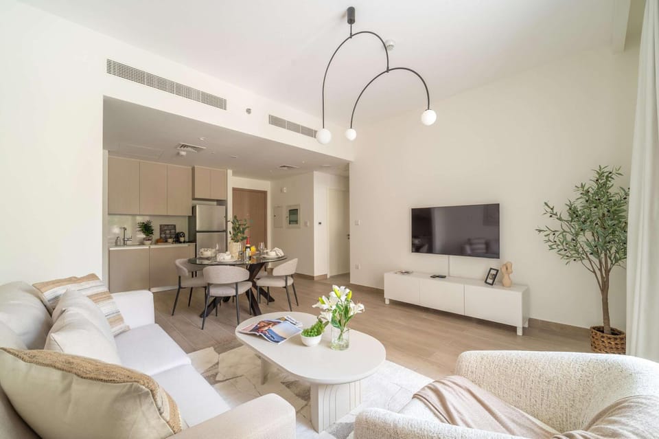 Frank Porter - Groove at Creek Beach Apartment in Dubai