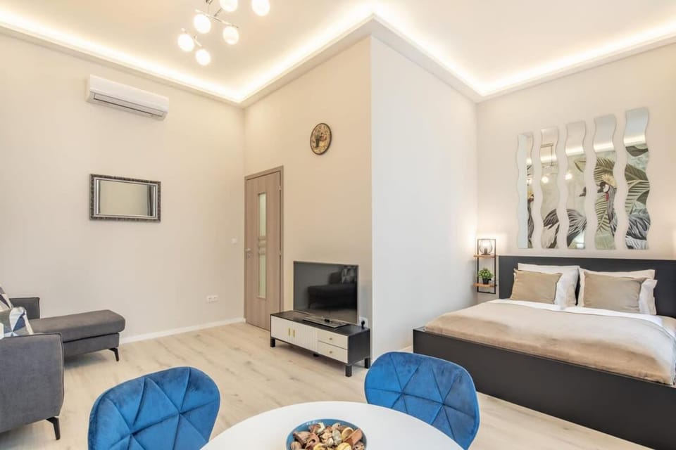 Very Central NEW and Modern Home Apartment in Budapest