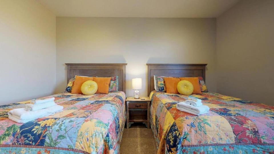 Kolob Canyon at Coral Ridge Resort House in Washington