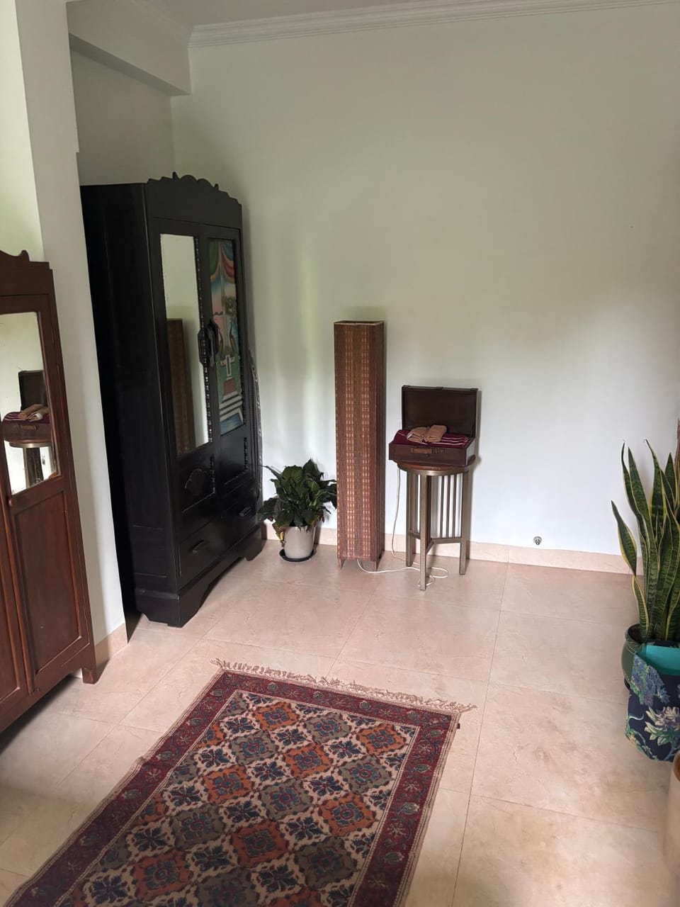 Serene stay in chuim near carter road Apartment in Mumbai