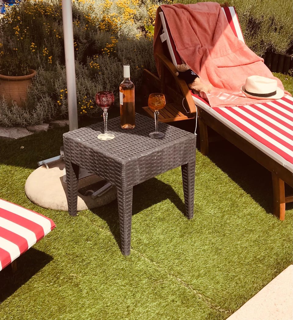 Le Patio Fleuri Bed and Breakfast in Lorgues