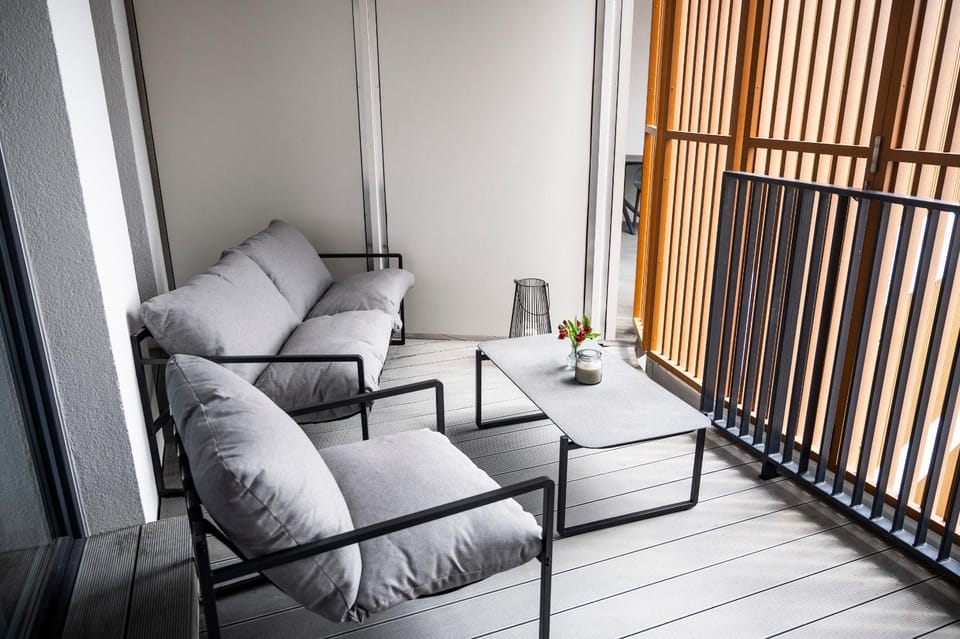 View (from property/room), Balcony/Terrace