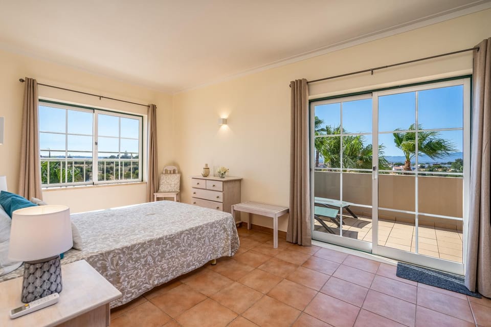 Property building, Living room, Bedroom