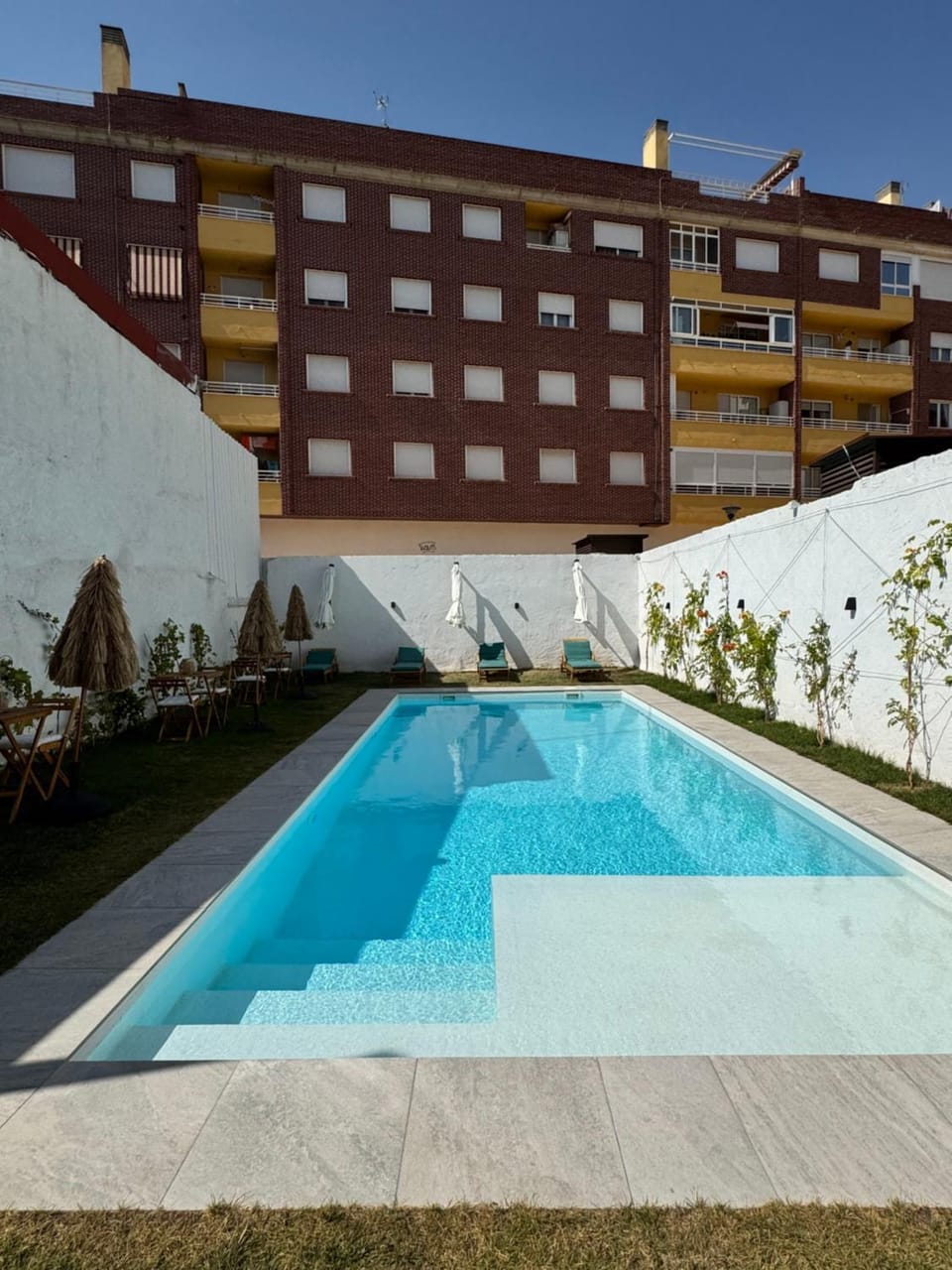 Garden, Swimming pool