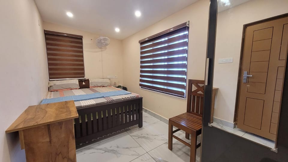 Newcastle Holidays & Resorts 5 BHK Entire property with Kitchen 15 Guests near Munnar Villa in Kerala