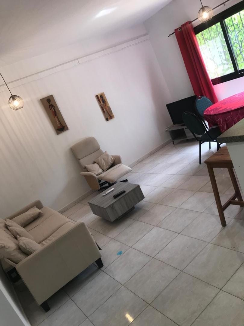 nr 1 appartement 1 chambre et salon Natangue Sud Apartment in Saly