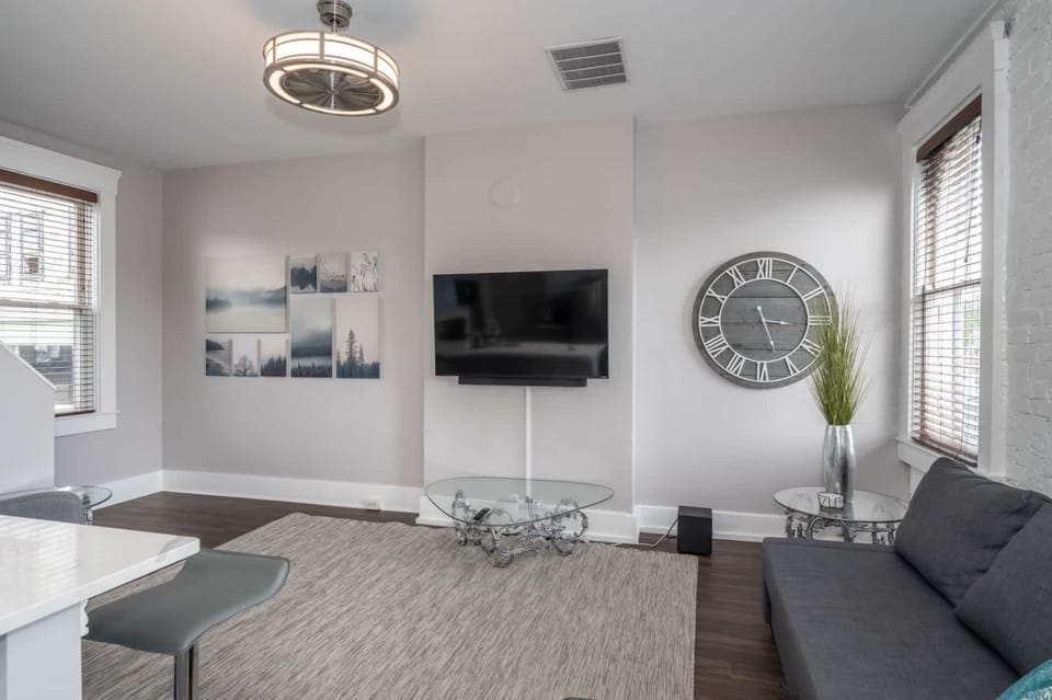 Heart of Mainstrasse Suites House in Covington