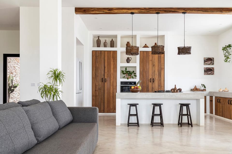 Kitchen or kitchenette, Living room