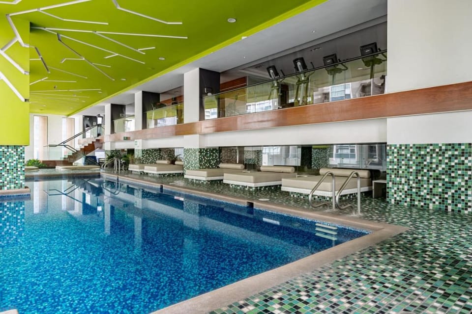 Sleek High-Rise with Pool, Gym, Jacuzzi & BBQ Area Apartment in Mexico City
