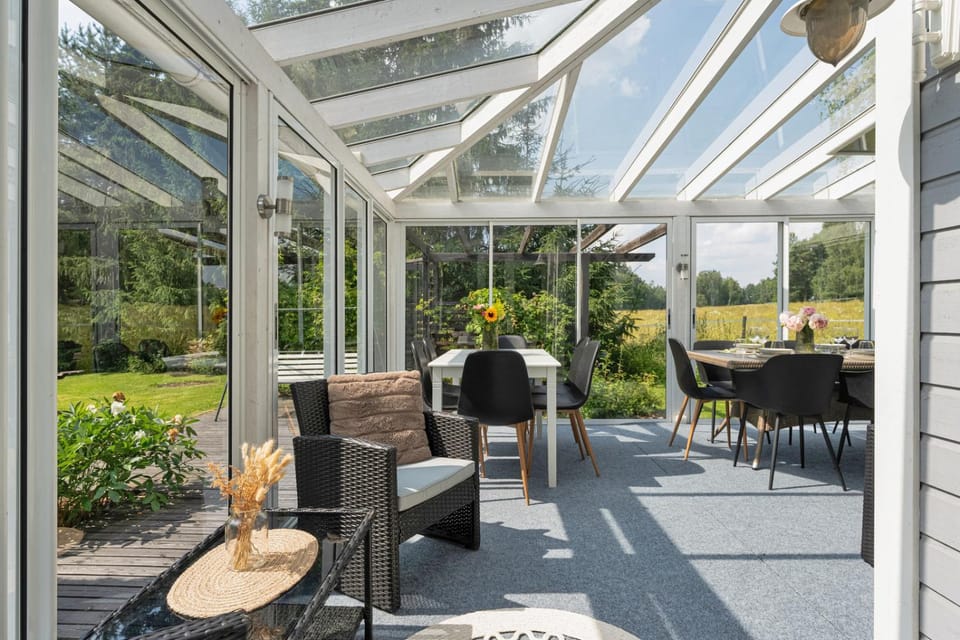 Spring, Balcony/Terrace, Seating area
