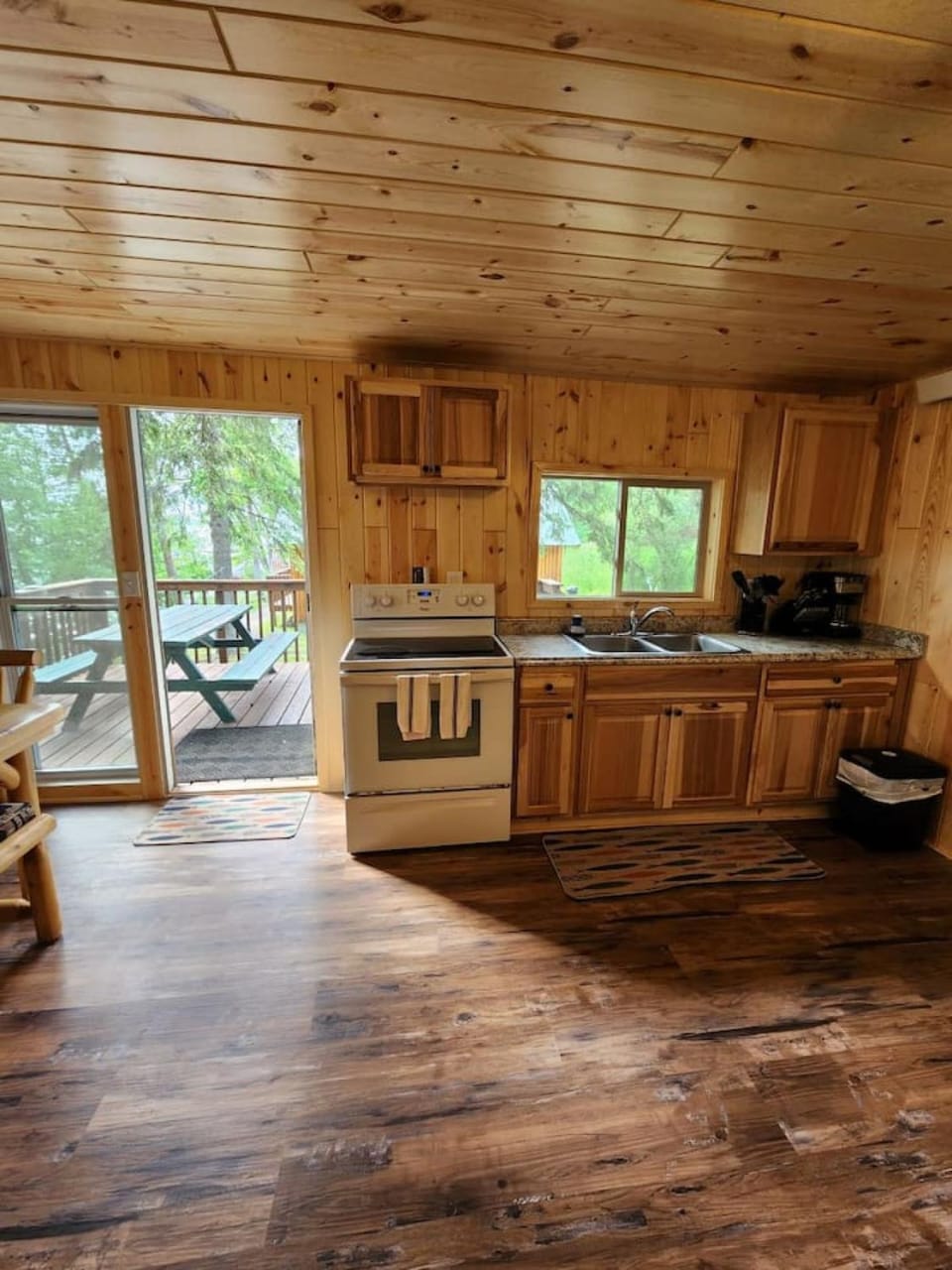 Cabin 8 - A newly remodeled with shaded deck on the lakeshore Cabin in Minnesota