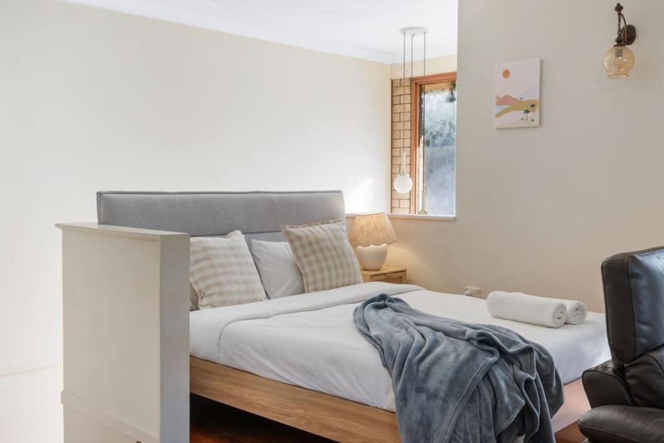 Unbeatable Value Group Family Roomy Convenient House in Brisbane