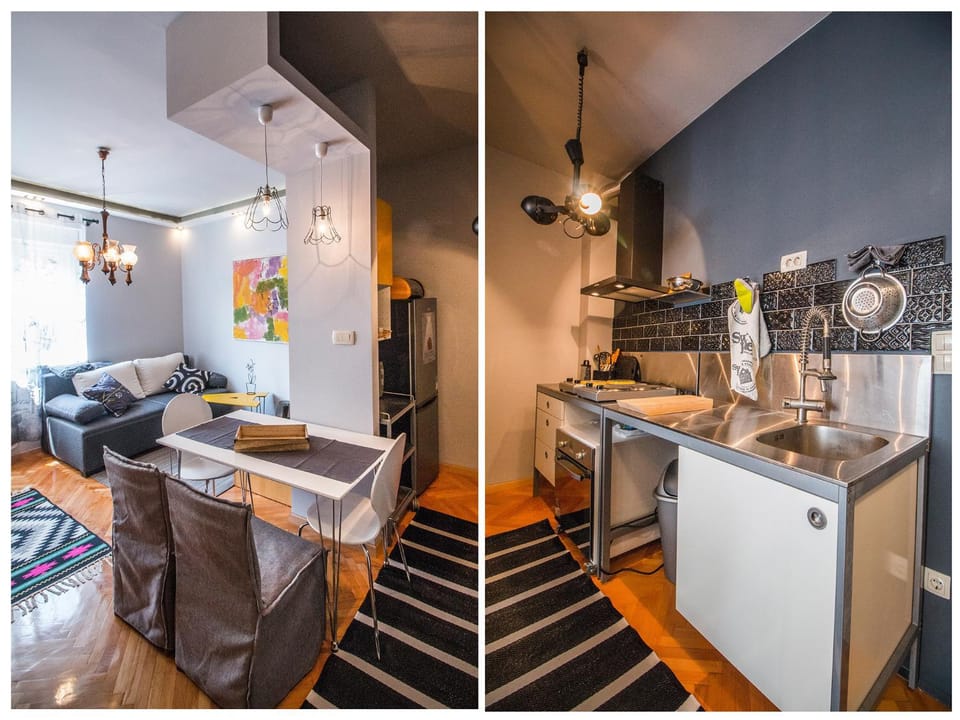 Kitchen or kitchenette, Living room, Seating area, Dining area