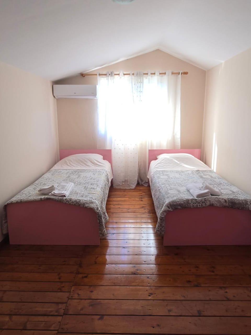 Deny's Guesthouse Vacation rental in Tirana
